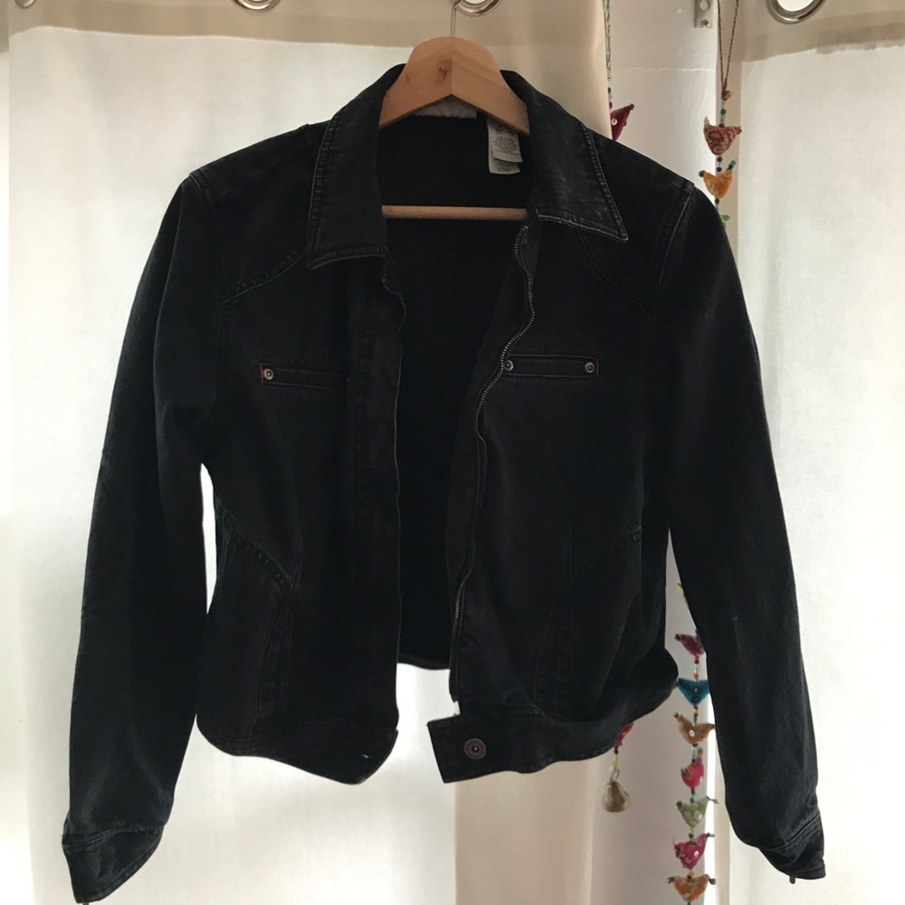 Vintage cropped black denim jacket